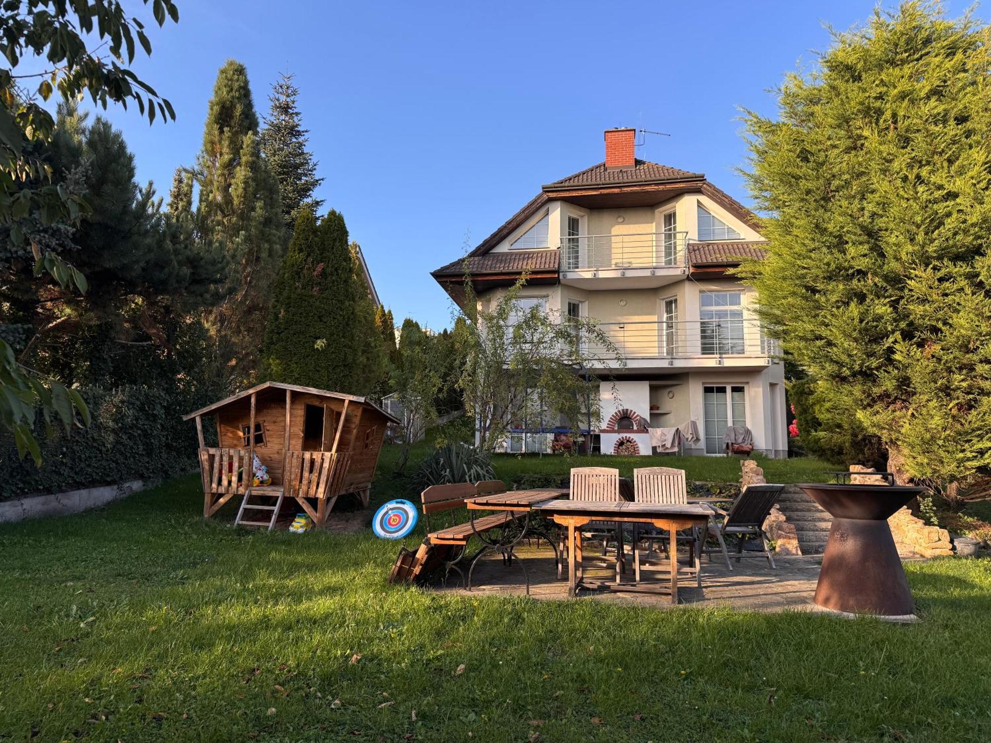 Diamondvilla, 4 Bedroom Apartment, Garden & Spa Prague Ngoại thất bức ảnh